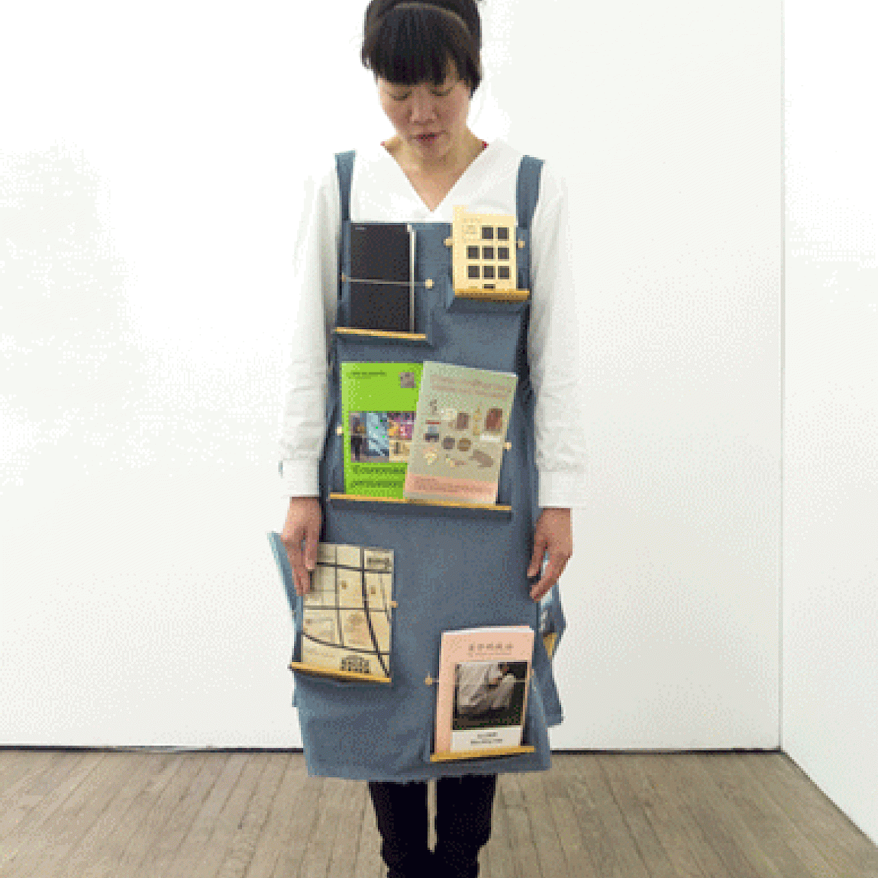 後勤 LIGHT LOGISTICS