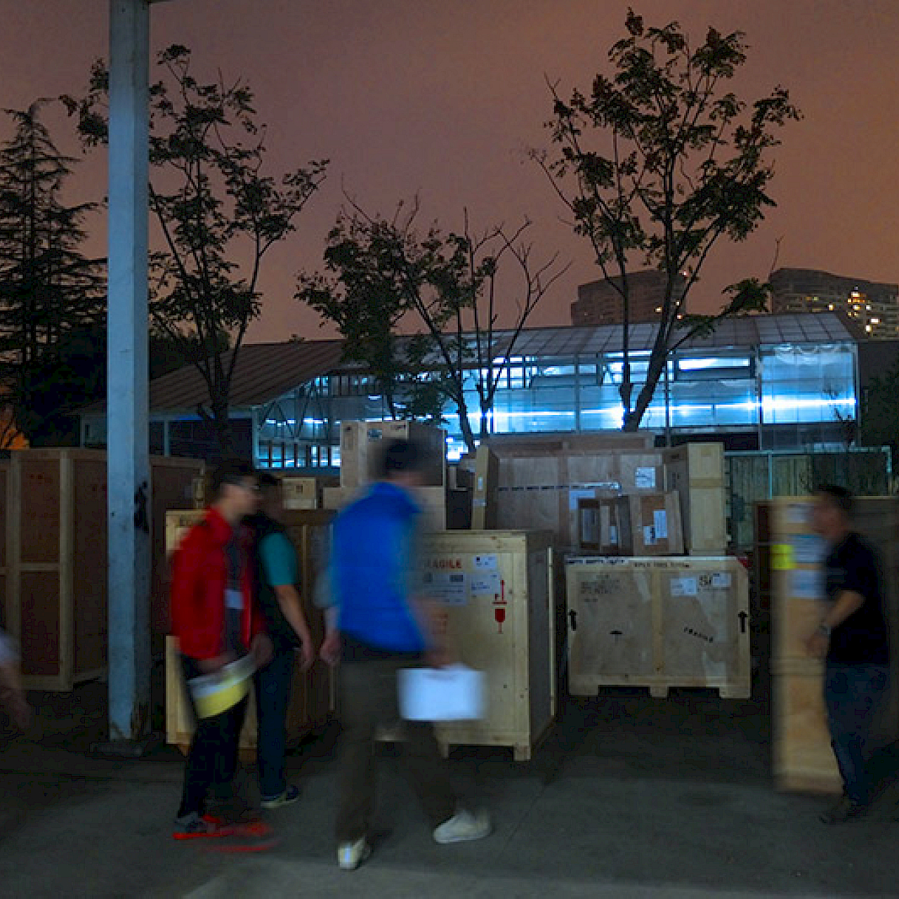 藝博會的裂縫 <br>art fair fissures