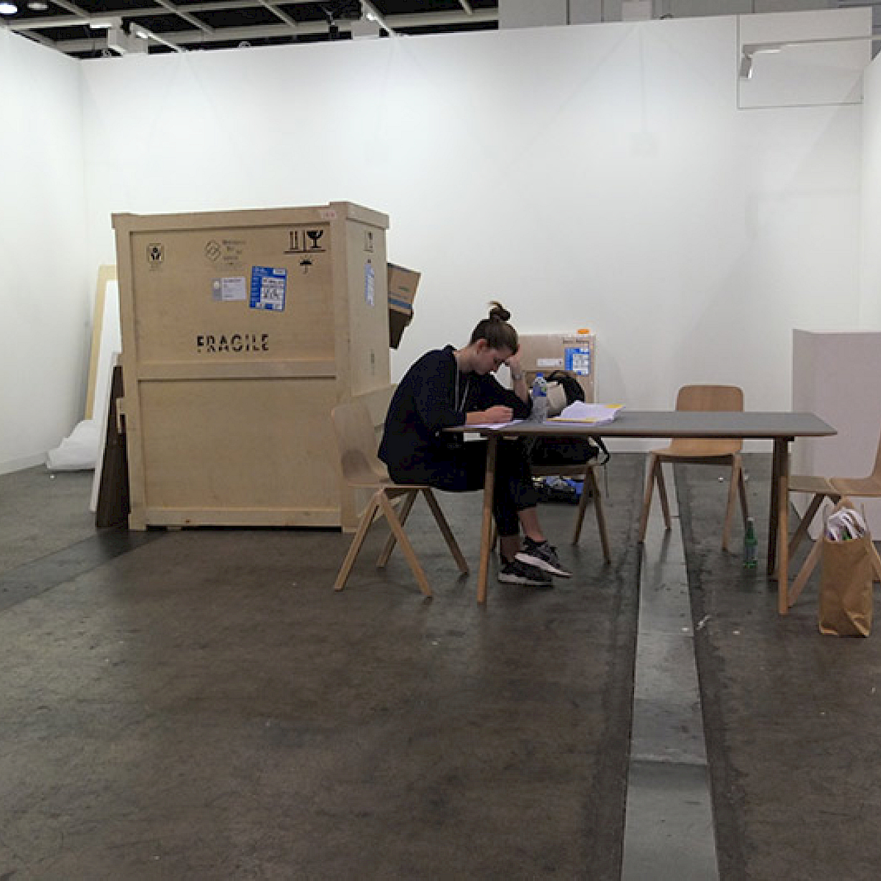 藝博會的裂縫 <br>art fair fissures